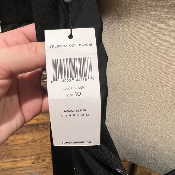 NWT BCBGeneration Women's Halter Cold Shoulder Ruffle Sz 10 Black Holiday Dress - Picture 4 of 7